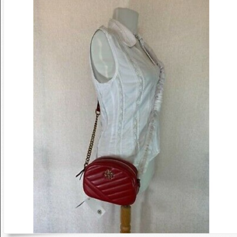 NEW Tory Burch Kira Chevron Red Apple Leather Small Camera Bag/Crossbody Bag - Picture 8 of 12